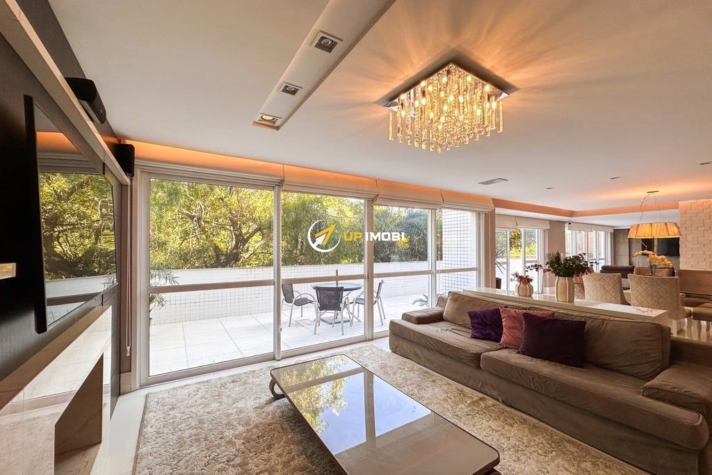 Apartamento Garden com 258m², 3 dormitórios no bairro Petrópolis em Porto Alegre para Comprar