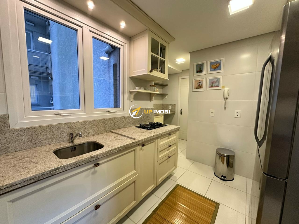 Apartamento com 99m², 3 dormitórios no bairro Menino Deus em Porto Alegre para Comprar