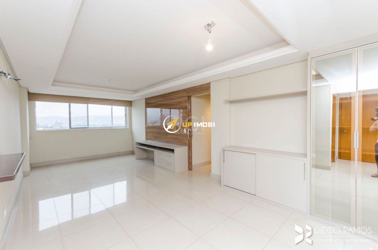 Apartamento, 3 dormitórios no bairro Partenon em Porto Alegre para Comprar