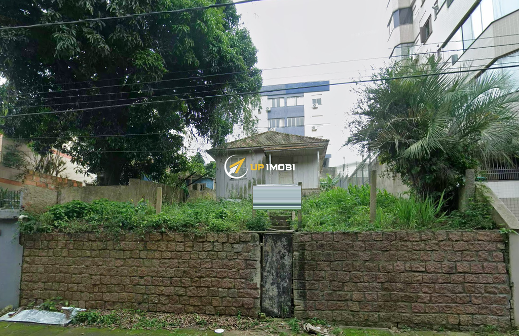Terreno com 360m² no bairro Vila Ipiranga em Porto Alegre para Comprar