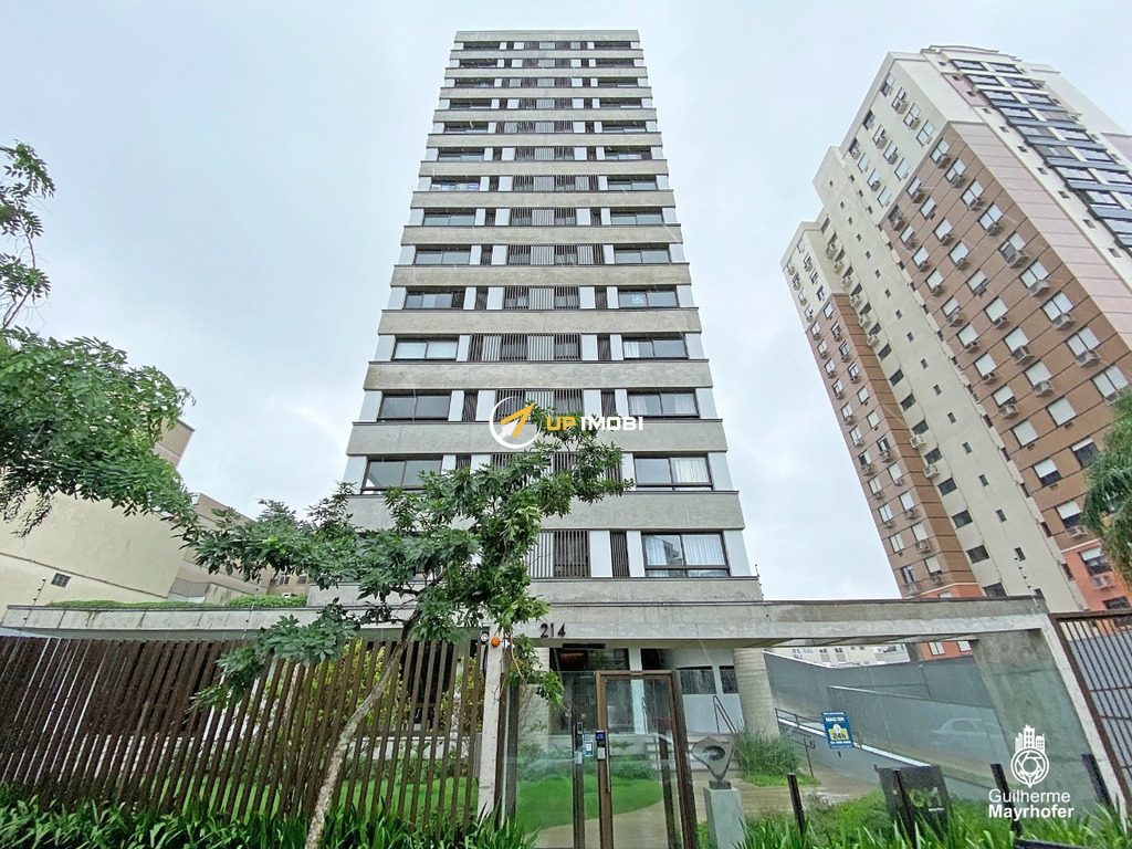 Apartamento com 110m², 3 dormitórios no bairro Menino Deus em Porto Alegre para Comprar