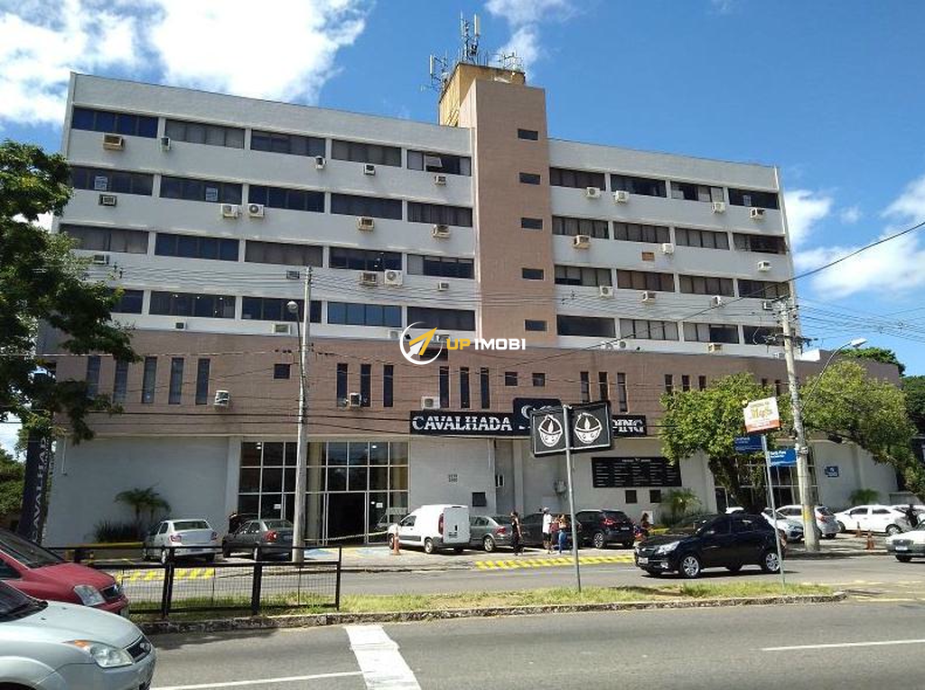 Sala Comercial com 21m² no bairro Cavalhada em Porto Alegre para Comprar