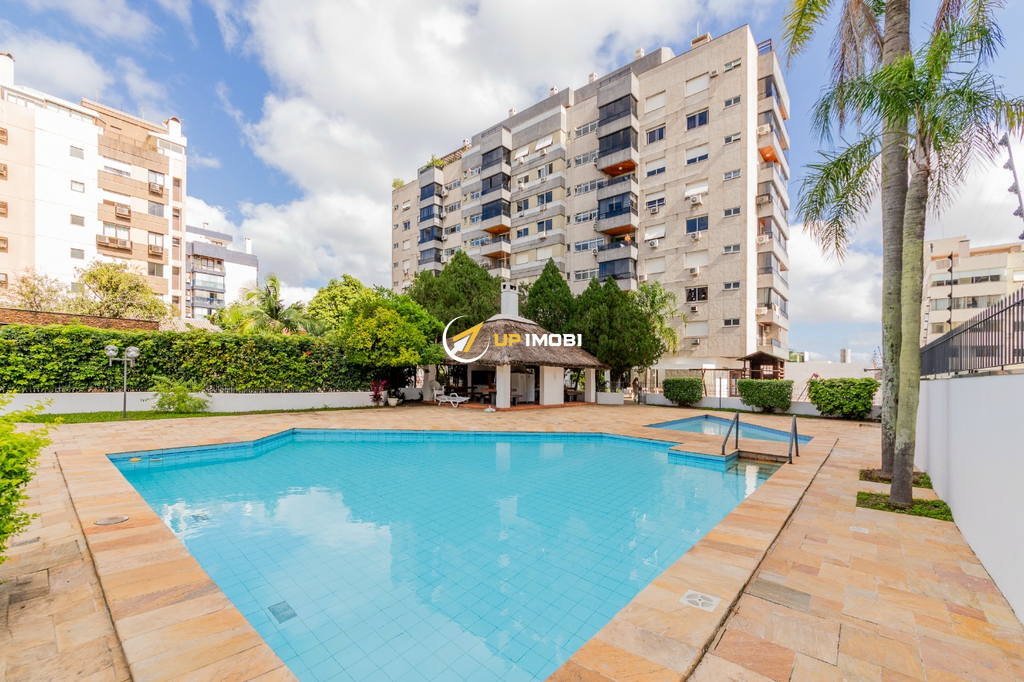 Cobertura com 250m², 3 dormitórios no bairro Bela Vista em Porto Alegre para Comprar