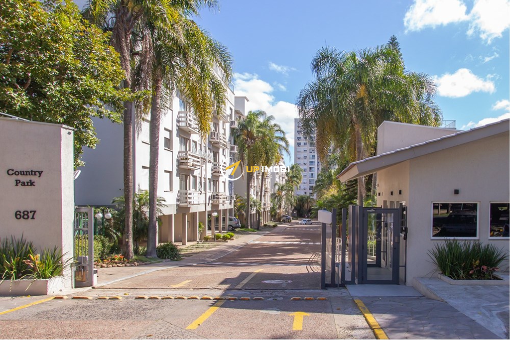 Apartamento com 77m², 3 dormitórios no bairro Passo da Areia em Porto Alegre para Comprar