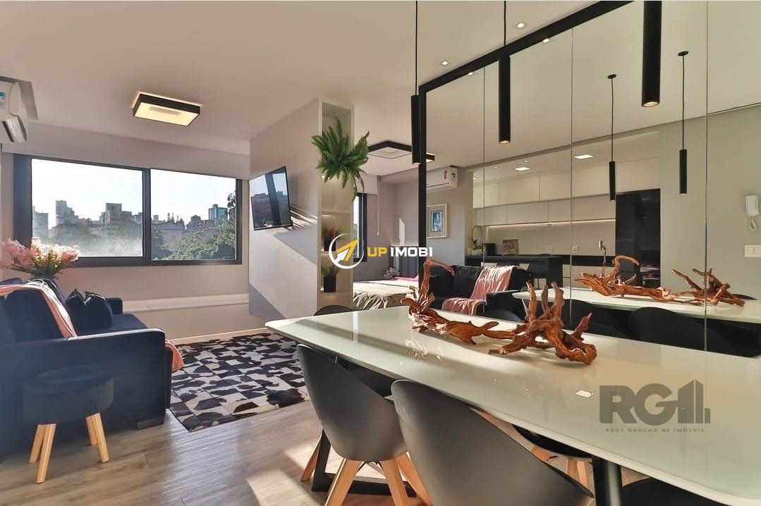 Apartamento, 1 dormitório no bairro Petrópolis em Porto Alegre para Comprar