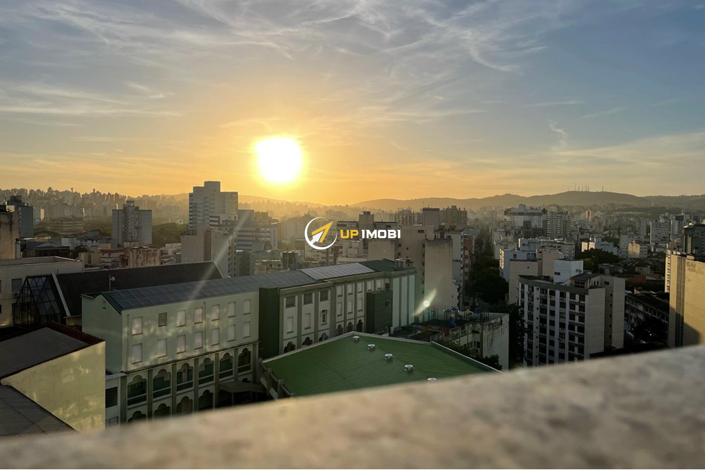 Apartamento com 171m², 3 dormitórios no bairro Centro Histórico em Porto Alegre para Comprar