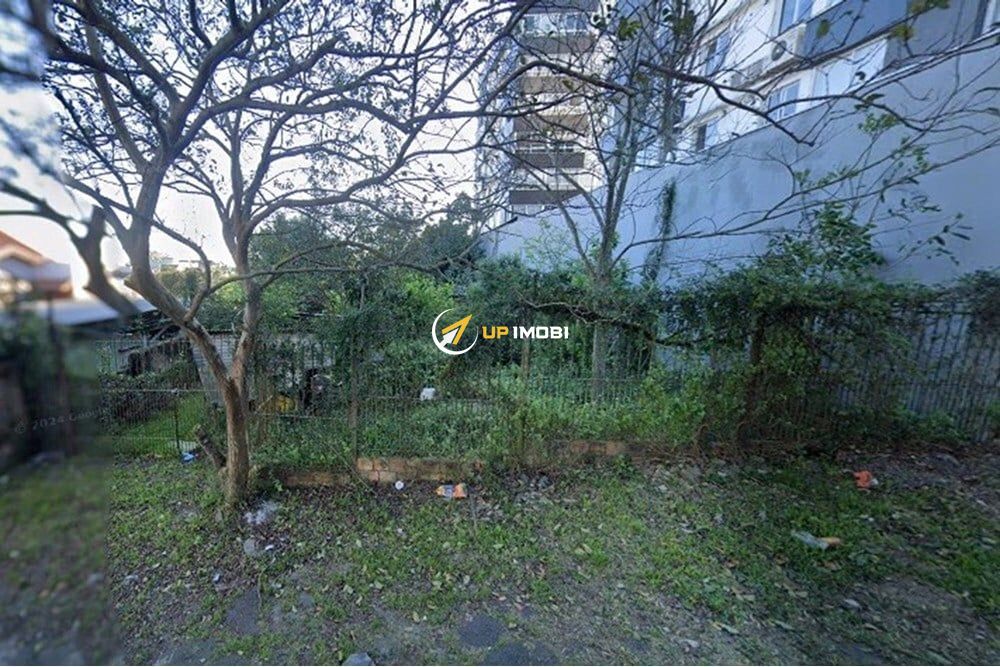 Terreno com 687m² no bairro Nossa Senhora das Graças em Canoas para Comprar
