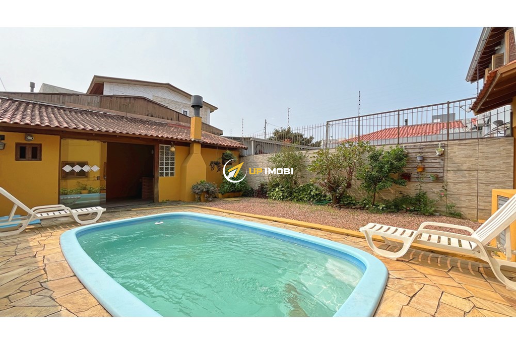 Casa com 156m², 3 dormitórios no bairro Vila Nova em Porto Alegre para Comprar