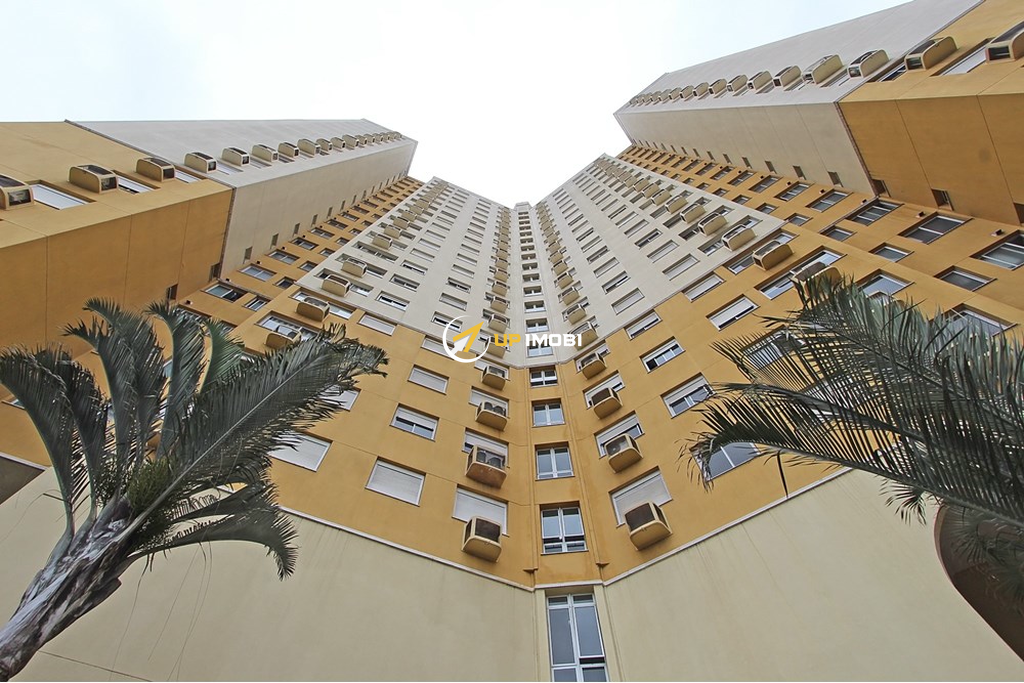 Apartamento com 65m², 3 dormitórios no bairro Partenon em Porto Alegre para Comprar