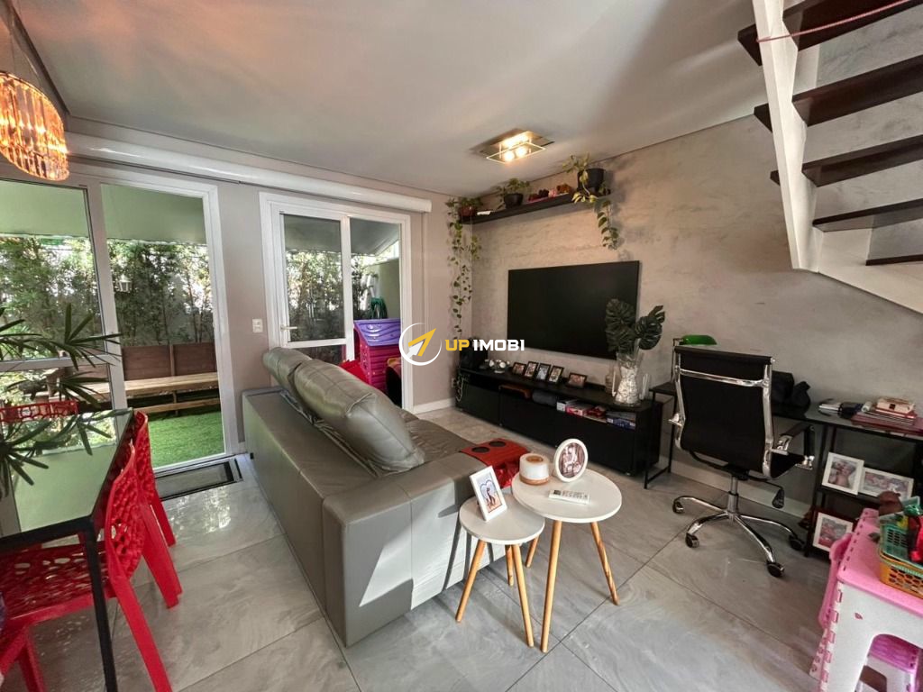 Casa de Condomínio com 105m², 2 dormitórios no bairro Centro em Canoas para Comprar