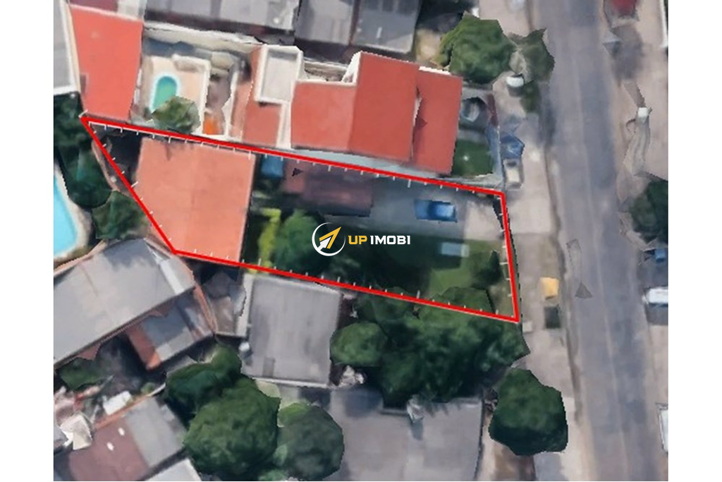 Terreno com 468m² no bairro Jardim Lindóia em Porto Alegre para Comprar
