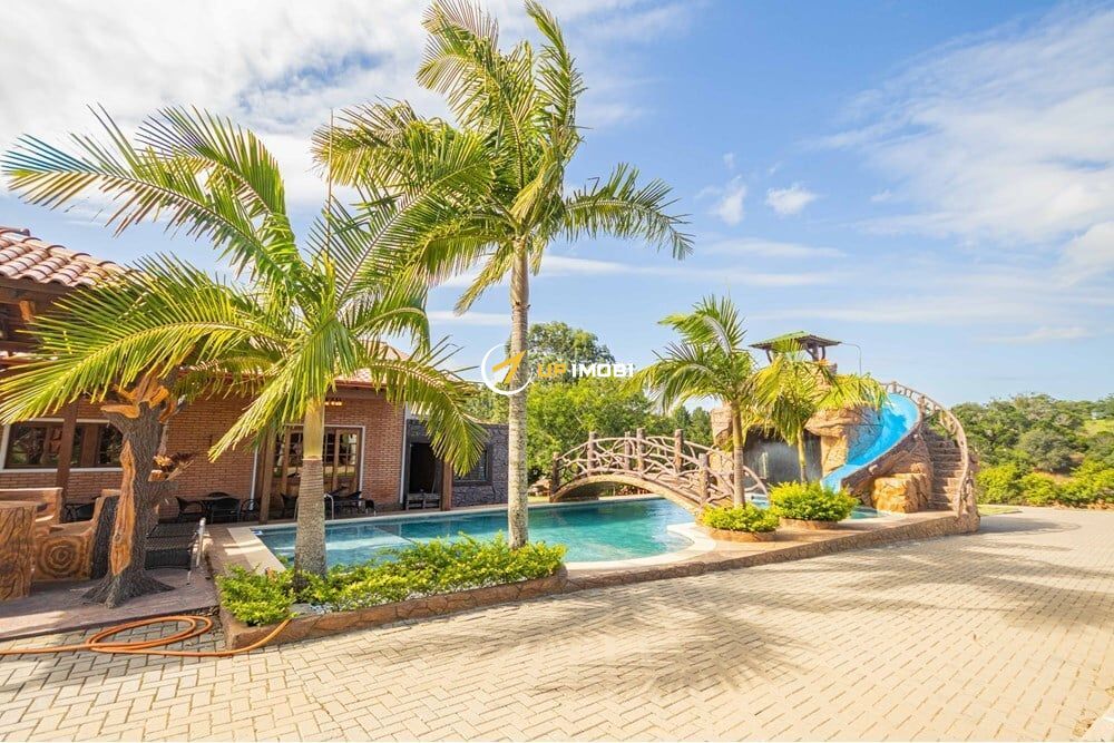 Fazenda com 726m² no bairro Águas Claras em Viamão para Comprar