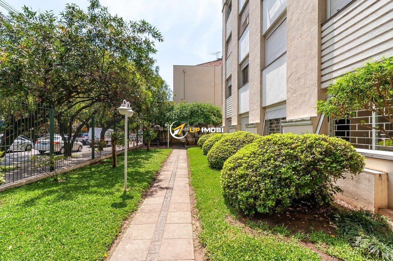 Apartamento, 2 dormitórios no bairro Rio Branco em Porto Alegre para Comprar