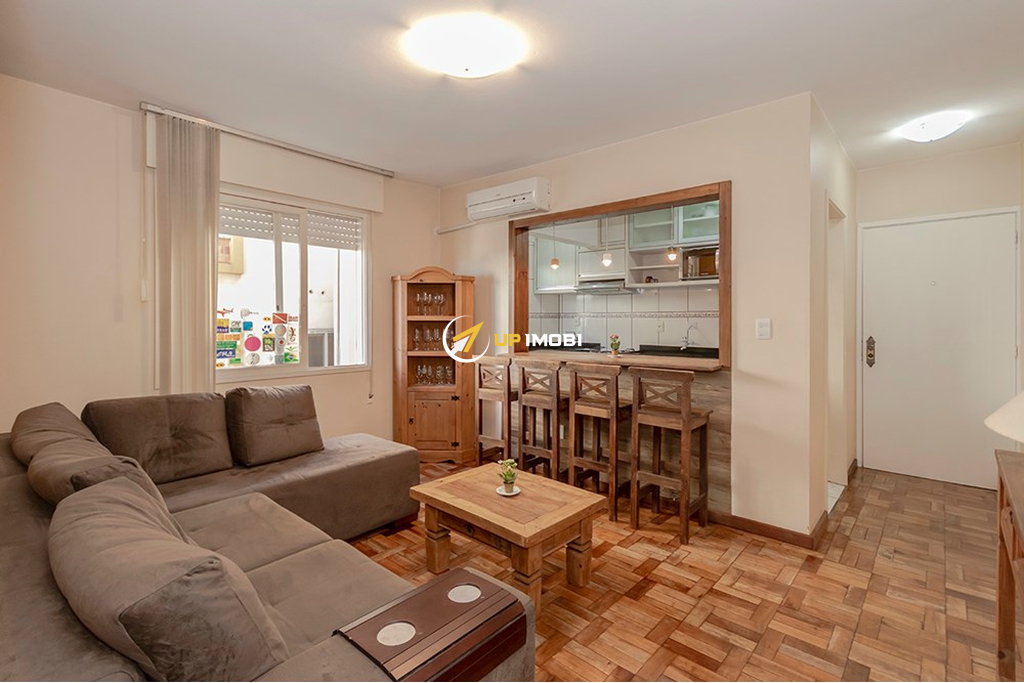 Apartamento com 41m², 1 dormitório no bairro Medianeira em Porto Alegre para Comprar