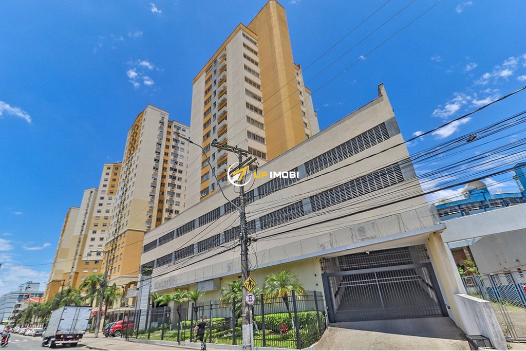 Sala Comercial com 33m² no bairro Partenon em Porto Alegre para Comprar