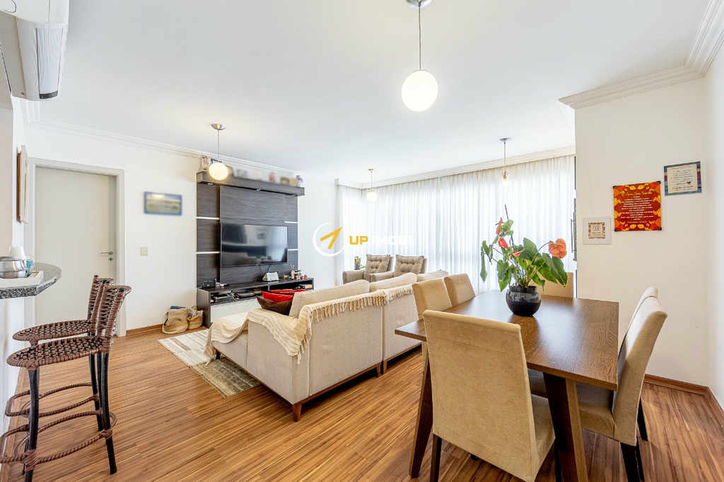 Apartamento com 105m², 3 dormitórios no bairro Petrópolis em Porto Alegre para Comprar