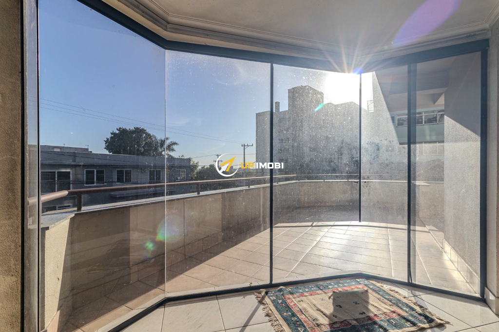 Apartamento com 172m², 3 dormitórios no bairro Centro em Canoas para Comprar