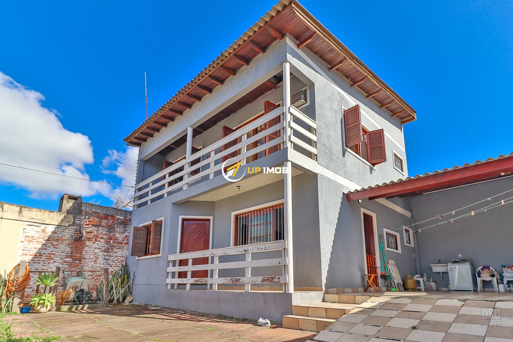Casa com 118m², 3 dormitórios no bairro Nonoai em Porto Alegre para Comprar