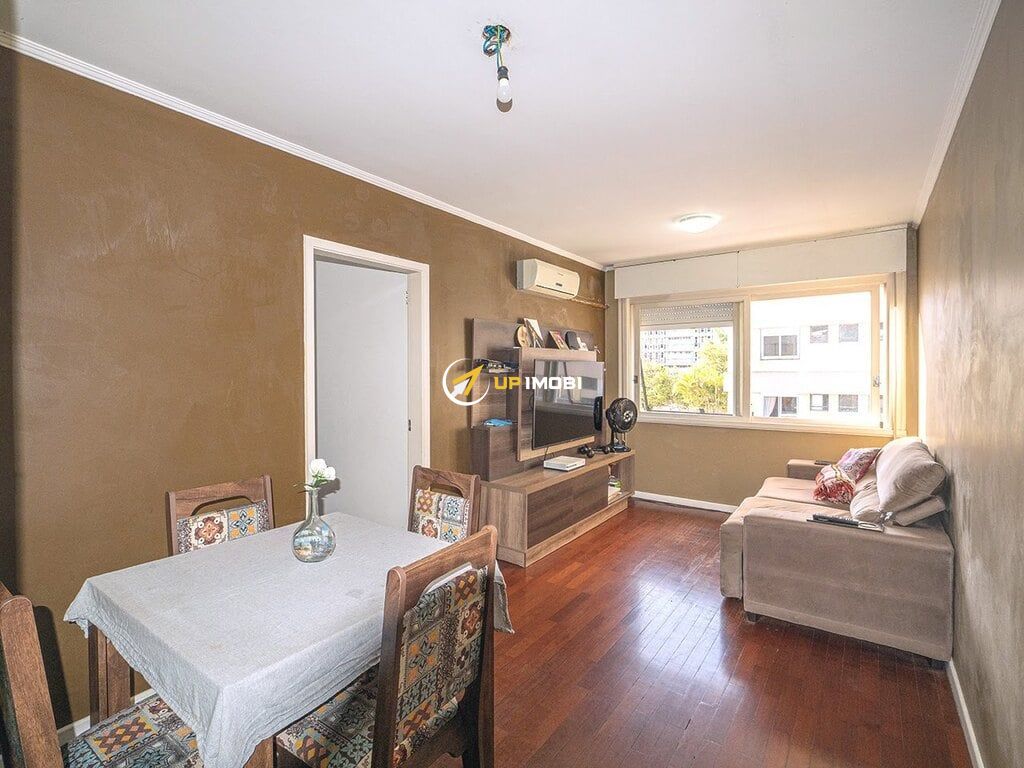 Apartamento com 83m², 3 dormitórios no bairro Menino Deus em Porto Alegre para Comprar