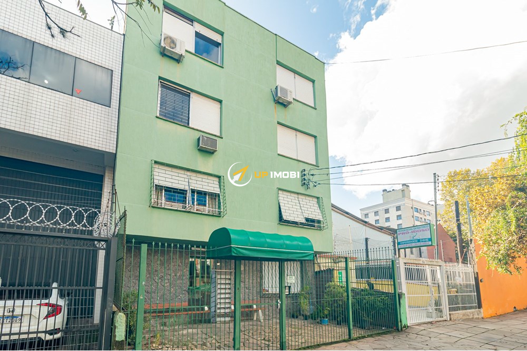 Apartamento com 78m², 2 dormitórios no bairro Santana em Porto Alegre para Comprar