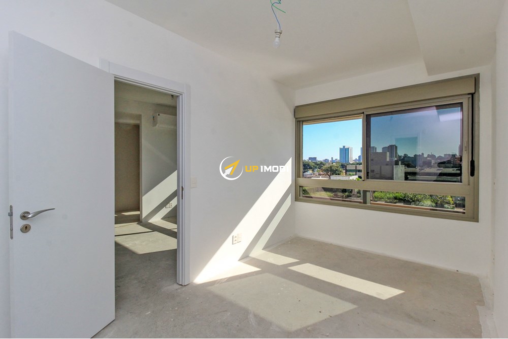 Apartamento com 56m², 1 dormitório no bairro Praia de Belas em Porto Alegre para Comprar