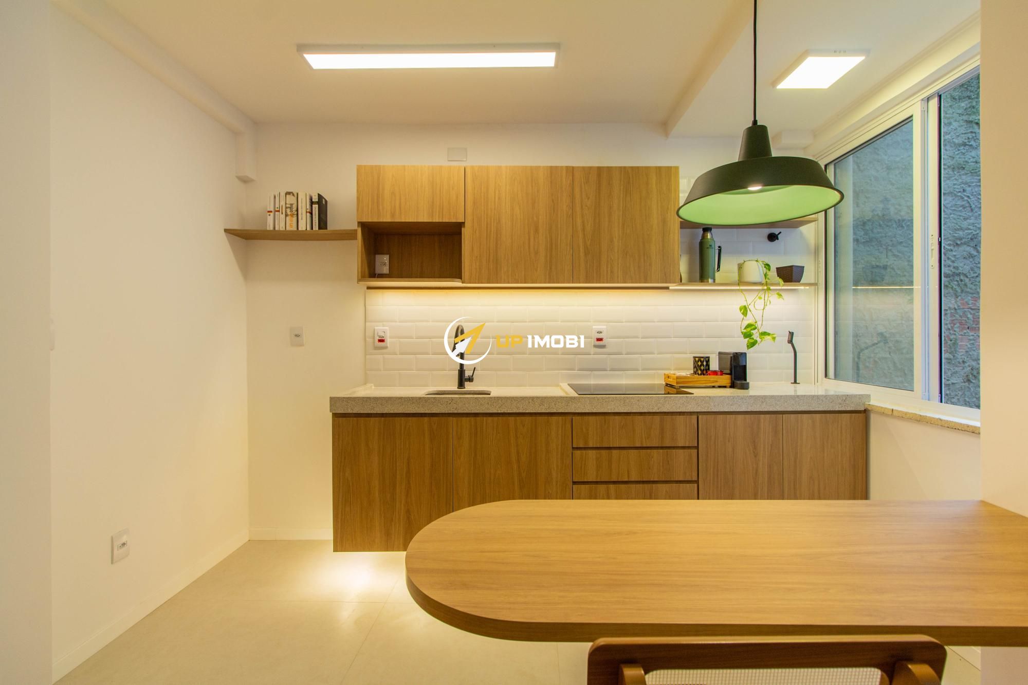 Apartamento, 1 dormitório no bairro Bom Fim em Porto Alegre para Comprar