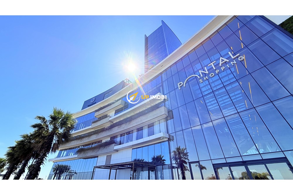 Sala Comercial com 32m² no bairro Cristal em Porto Alegre para Comprar