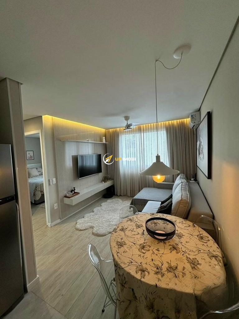 Apartamento com 46m², 2 dormitórios no bairro Mário Quintana em Porto Alegre para Comprar