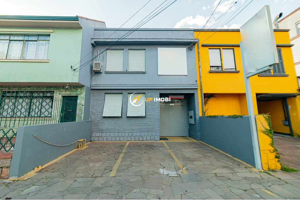 Prédio Residencial com 650m² no bairro Navegantes em Porto Alegre para Comprar