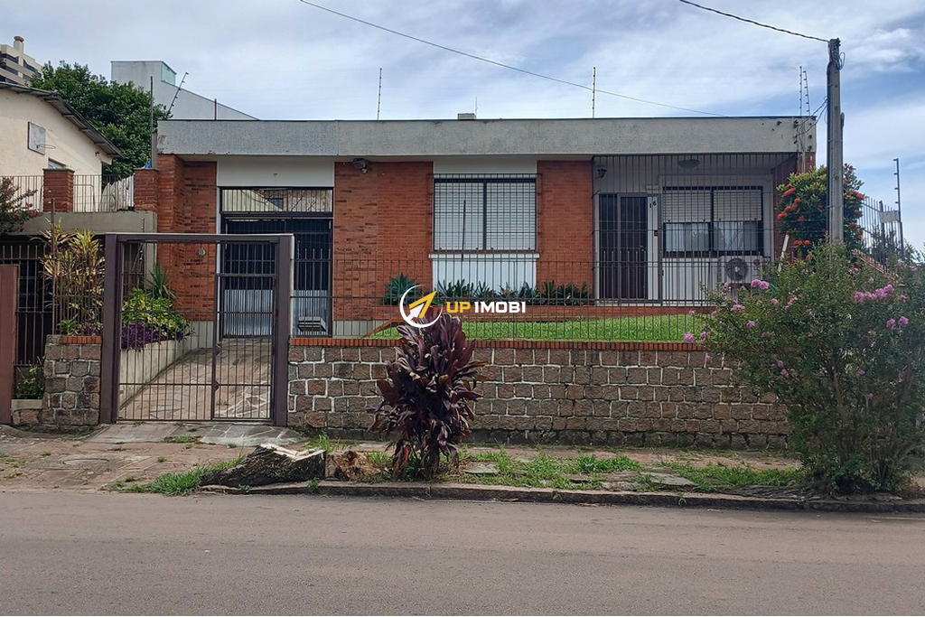 Casa com 179m², 4 dormitórios no bairro Jardim do Salso em Porto Alegre para Comprar