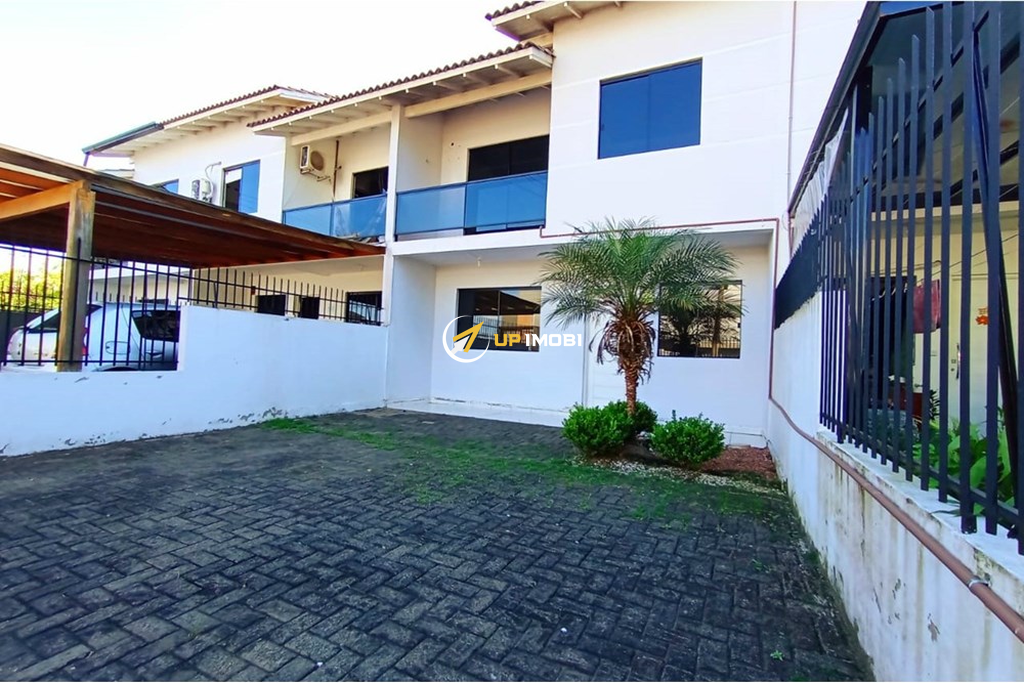 Casa com 69m², 2 dormitórios no bairro Centro em Sapiranga para Comprar