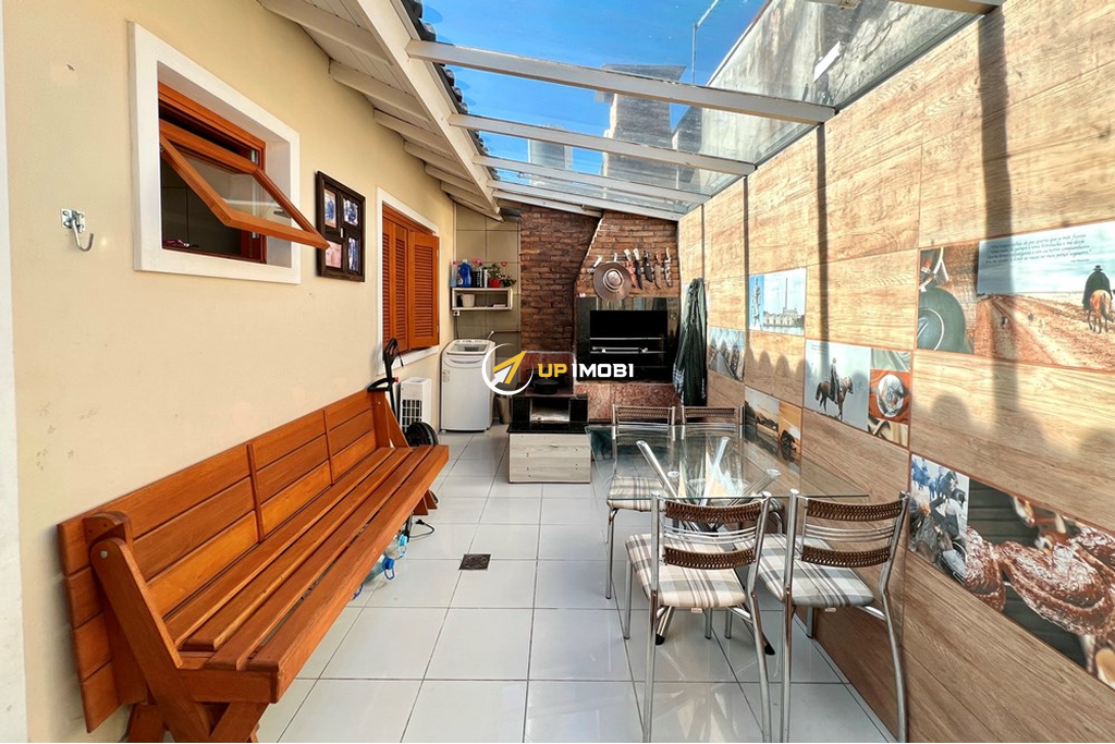 Apartamento com 55m², 2 dormitórios no bairro Olaria em Canoas para Comprar