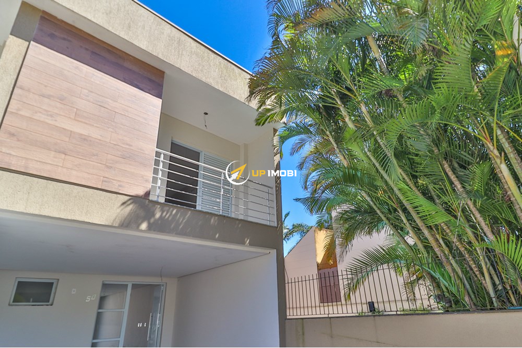 Casa com 134m², 3 dormitórios no bairro Ipanema em Porto Alegre para Comprar