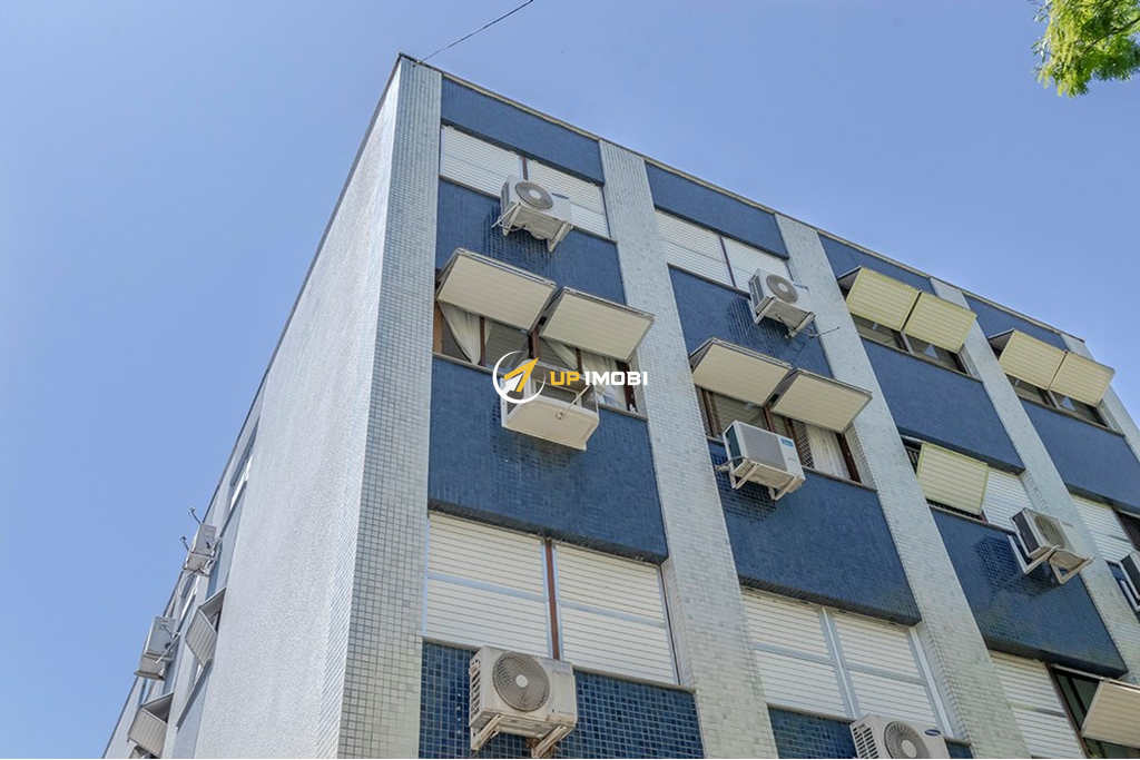 Apartamento com 84m², 4 dormitórios no bairro Menino Deus em Porto Alegre para Comprar