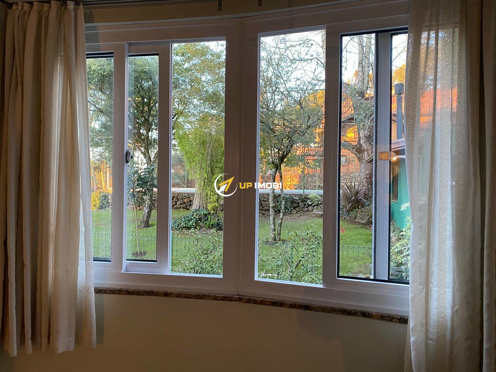 Apartamento com 57m², 1 dormitório no bairro Gramado em Gramado para Comprar