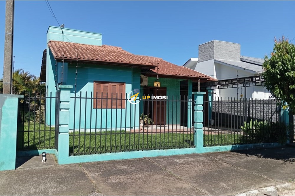 Casa com 110m², 2 dormitórios no bairro Centro em Sapiranga para Comprar