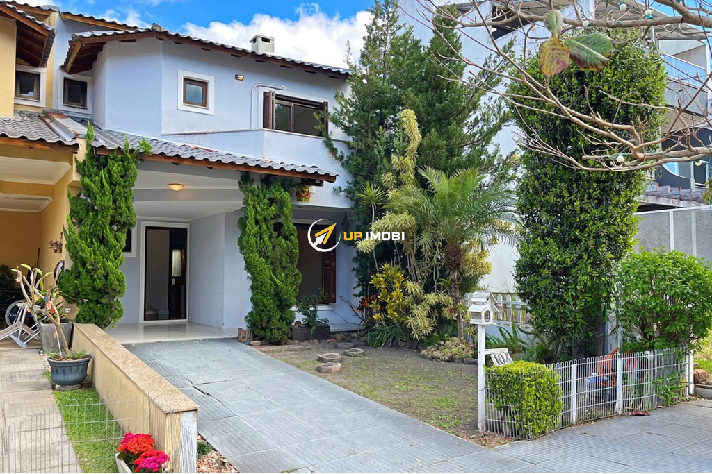 Casa com 122m², 3 dormitórios no bairro Hípica em Porto Alegre para Comprar