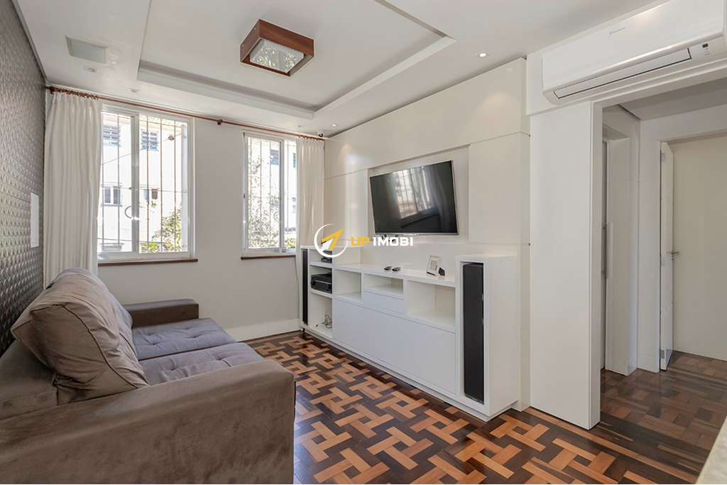 Apartamento com 50m², 2 dormitórios no bairro Rio Branco em Porto Alegre para Comprar