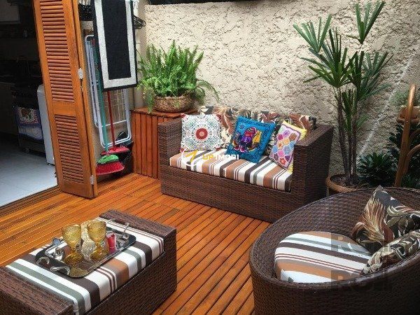 Casa de Condomínio com 77m², 2 dormitórios no bairro Teresópolis em Porto Alegre para Comprar