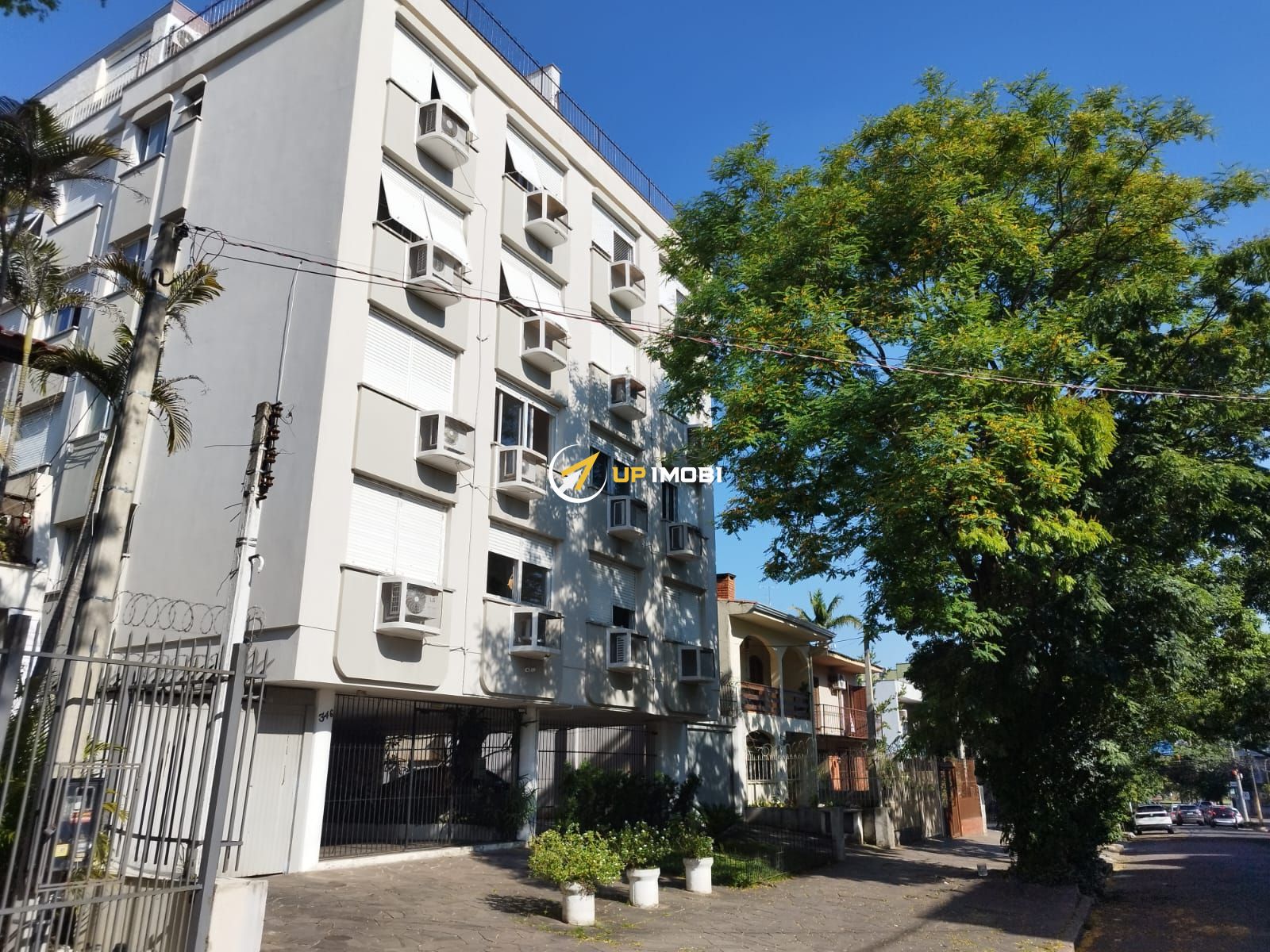 Apartamento, 1 dormitório no bairro Santa Cecília em Porto Alegre para Comprar