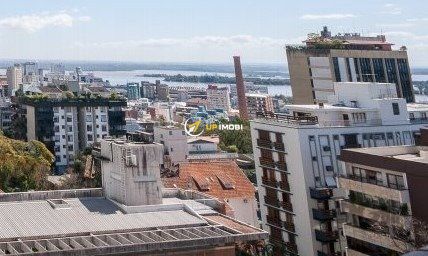 Apartamento, 3 dormitórios no bairro Floresta em Porto Alegre para Comprar