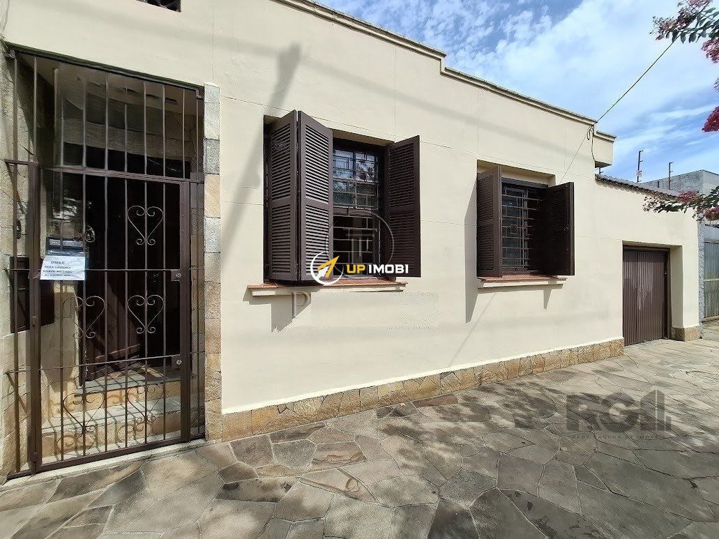 Casa com 90m², 2 dormitórios no bairro São Geraldo em Porto Alegre para Comprar
