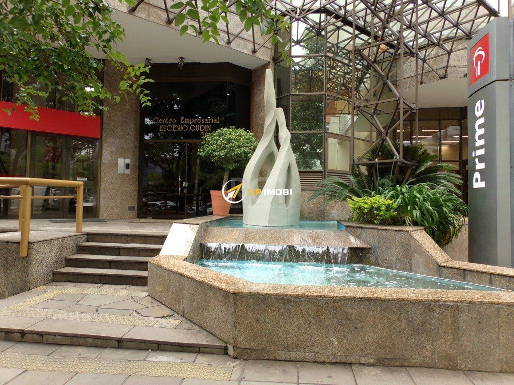 Sala Comercial, 1 dormitório no bairro Auxiliadora em Porto Alegre para Comprar