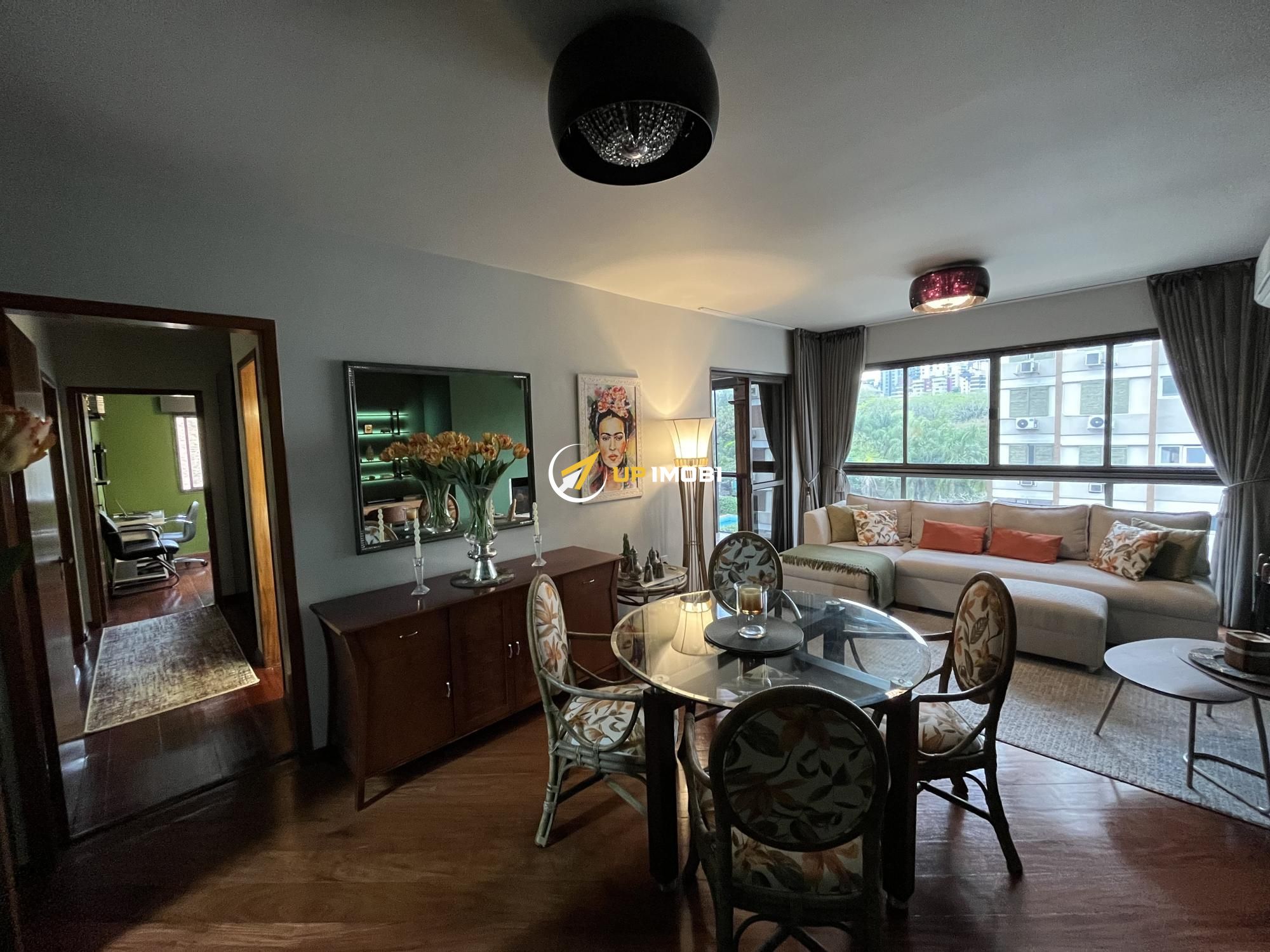 Apartamento, 2 dormitórios no bairro Bela Vista em Porto Alegre para Comprar