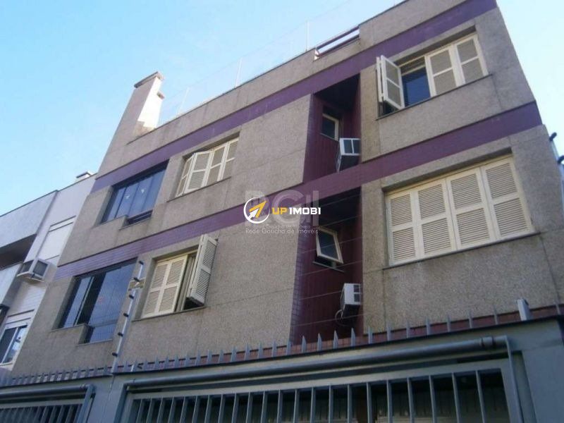 Cobertura, 3 dormitórios no bairro São João em Porto Alegre para Comprar