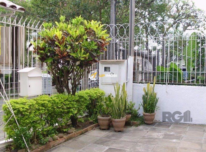 Casa, 3 dormitórios no bairro Higienópolis em Porto Alegre para Comprar