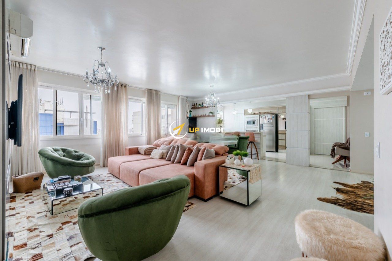 Apartamento com 198m², 4 dormitórios no bairro Independência em Porto Alegre para Comprar