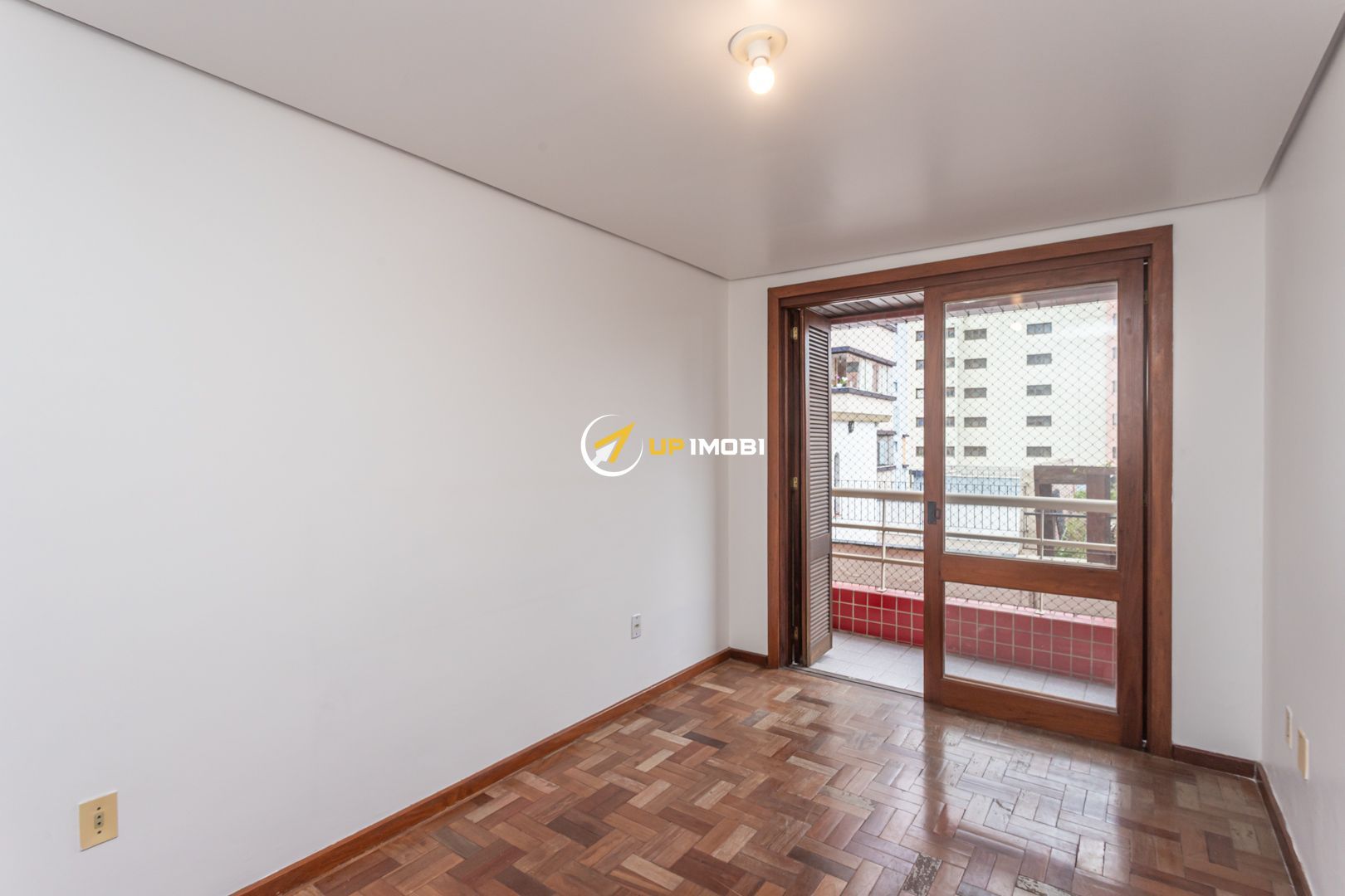 Apartamento, 1 dormitório no bairro Santana em Porto Alegre para Comprar