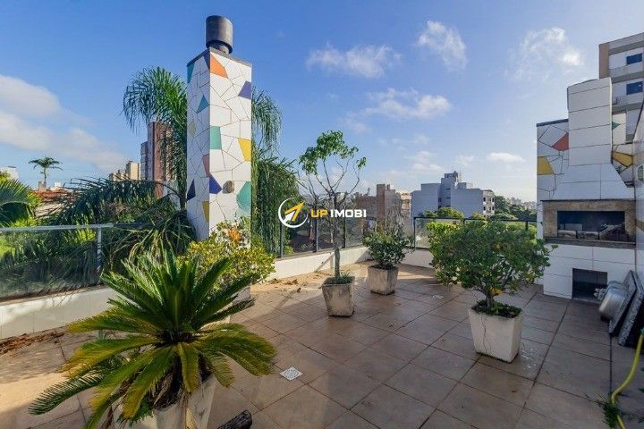 Cobertura, 3 dormitórios no bairro Petrópolis em Porto Alegre para Comprar