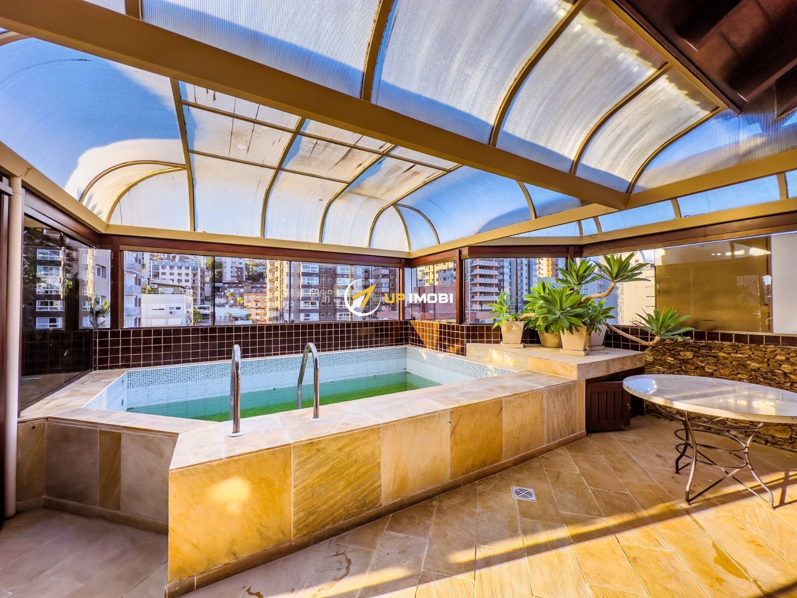 Cobertura, 3 dormitórios no bairro Bela Vista em Porto Alegre para Comprar